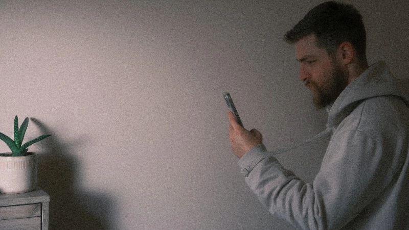 Больше 60% дальневосточников поддерживают внедрение «тревожной кнопки» в приложениях банков