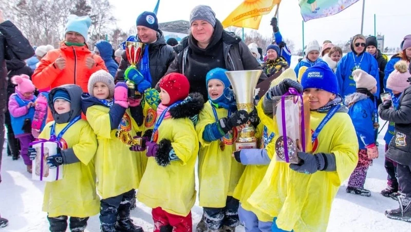 «Солнышко» из Южно-Сахалинска стало чемпионом суперкубка Детсадовской лиги по хоккею