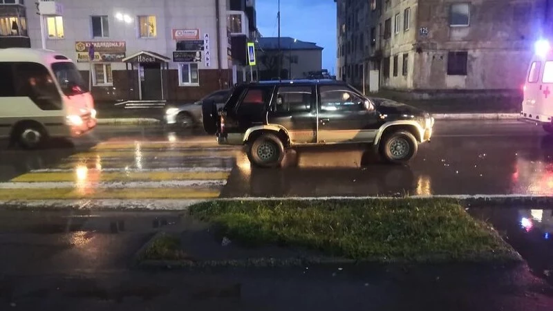 Холмский пенсионер ранним утром сбил школьника на пешеходном переходе