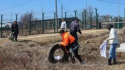 Полсотни жителей Корсакова вышли на первую «Чистую пятницу»