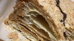 Сахалинка купила торт «Наполеон» без крема