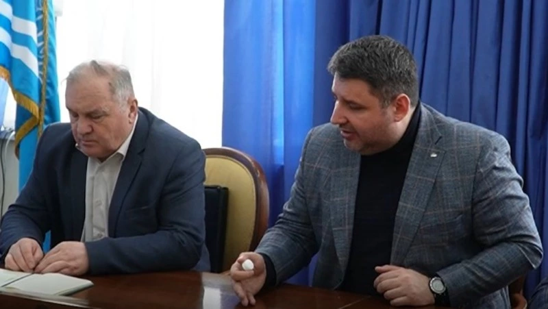 Сети водоснабжения в Южно-Сахалинске промоют из-за массовых жалоб на вонь 26 января