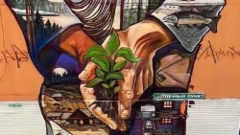 Молодой Чехов и история освоения Южно-Сахалинска: новые муралы нанесли на стены МКД