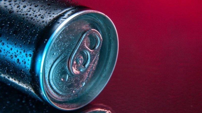 Кабмин поддержал законопроект о запрете продажи энергетиков подросткам