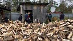 Дрова и уголь привезли семьям мобилизованных в Смирныховском районе