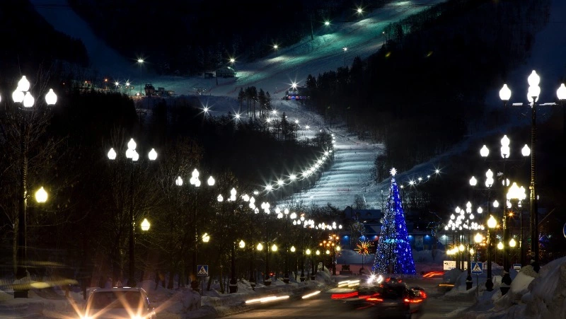 Дороги, школы и спорт: что изменилось в Сахалинской области в 2022 году