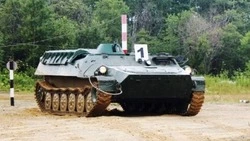 Военнослужащие отработали навыки вождения в сложных условиях местности на Сахалине и Курилах