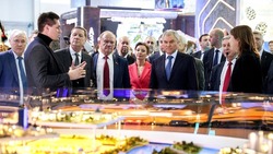 Депутаты Госдумы оценили стенд Сахалинской области на выставке-форуме «Россия»