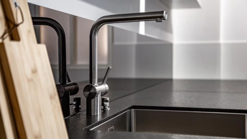 Отключения холодной воды в Южно-Сахалинске 15 августа: список адресов