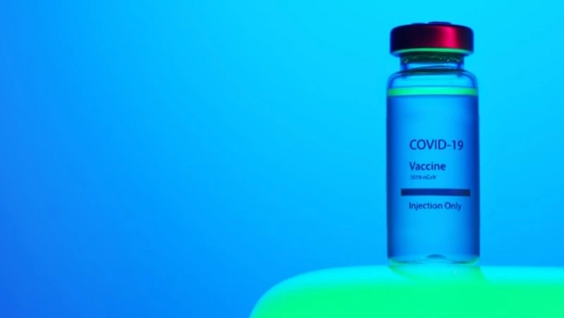 Специалисты рассказали, какие вакцины лучше всех защищают от «омикрона»