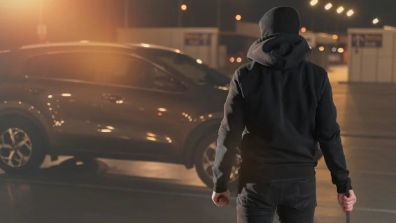 Полицейские задержали 17-летнего сахалинца во время катания на угнанном автомобиле