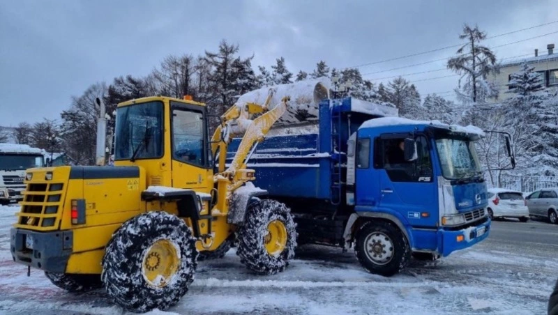 Службы перевели в режим готовности из-за непогоды в Южно-Сахалинске днем 24 января