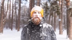 Снегопад и метель накроют Южно-Сахалинск 8 января 