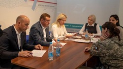Губернатор Сахалина пообещал многодетной маме работу с высокой зарплатой