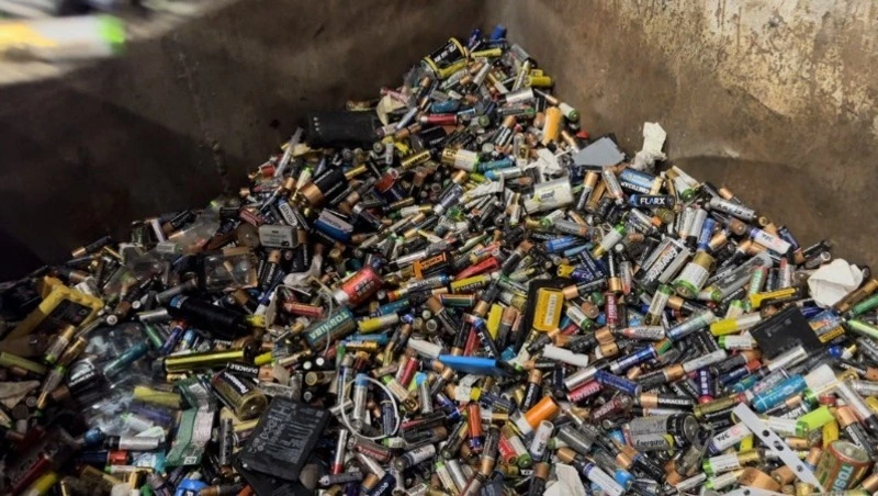 Около 50 тысяч использованных на Сахалине батареек отправили в Челябинск