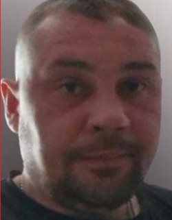 В Корсакове пропал 35-летний мужчина с татуировкой тигра