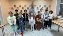 Шахматисты Сахалина сыграли с чемпионом мира Сергеем Карякиным