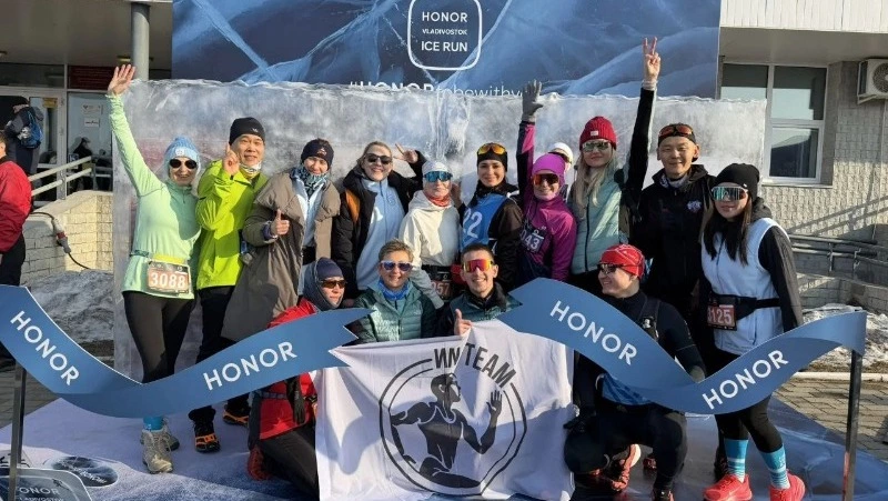 Взяли призовые места: сахалинская делегация поучаствовала в ледовом забеге во Владивостоке