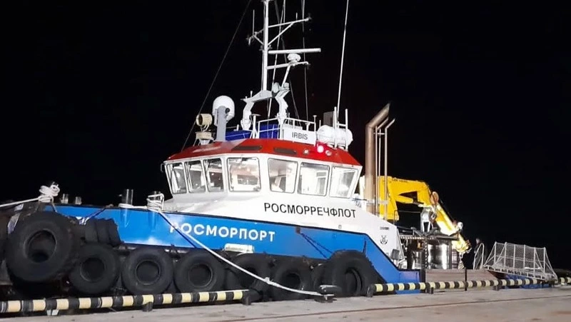 Круглосуточный режим: в порту Корсаков запустили новые суда для разъездных целей