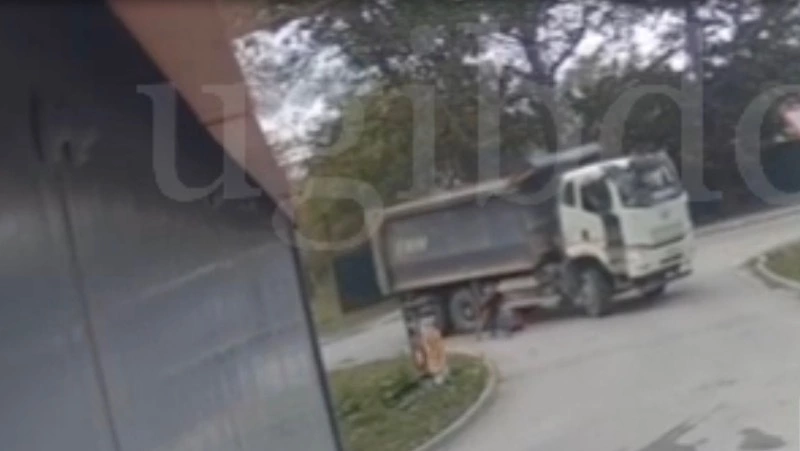 Самосвал сбил 9-летнего мальчика на велосипеде в Троицком