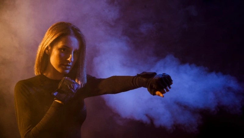 Пьяная сахалинка вызвала полицию и напала на участкового