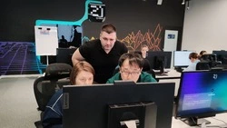 Пятый «бассейн» «Школы 21» стартовал в Южно-Сахалинске: за место поборются 24 участника 