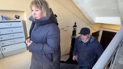 Валерий Лимаренко оценил образцовый подъезд в Смирных