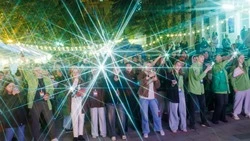 Фестиваль «Городская симфония» завершил уличную программу в Южно-Сахалинске — фоторепортаж