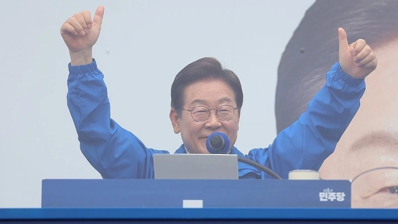 Ли Чжэ Мён лидирует на выборах в Южной Корее после подсчета 50% бюллетеней