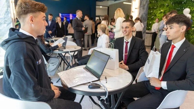 Учиться дома