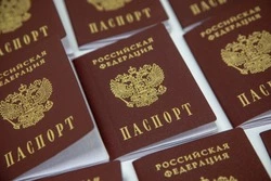 Стало известно, сколько иностранцев стали гражданами России в 2021 году