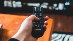 Меценат подарил телевизоры новоселам дома в Углегорске