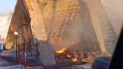 База отдыха в Долинском районе полыхала около 4 часов