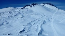 Принудительный спуск лавины проведут в селе Пензенском Томаринского района