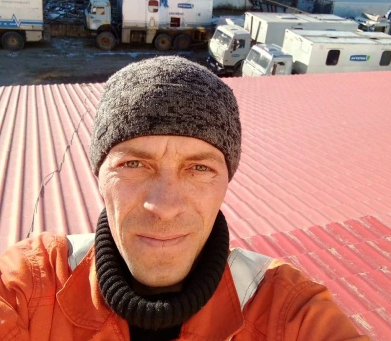 Житель Охи с голубыми глазами пропал без вести три дня назад