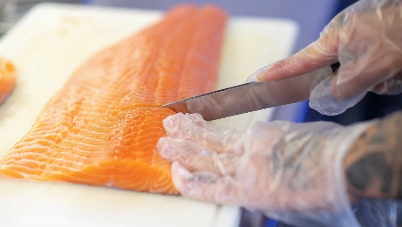 Качество более 1,2 тысячи тонн рыбной продукции проверили на Сахалине