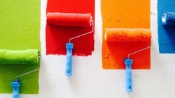 «Режет глаза, появляется кашель»: сахалинцы пожаловались на едкий запах краски в доме