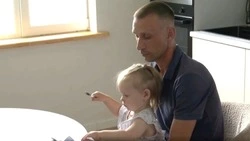 Семья сахалинского ветерана СВО купила дом мечты с помощью господдержки