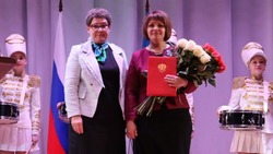 Ирина Карпукова официально вступила в должность главы Смирныховского района