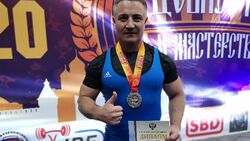Сахалинец поднял 255 килограммов и стал призером Кубка России по пауэрлифтингу