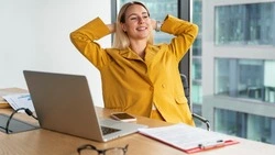 Жители Южно-Сахалинска рассказали о главных источниках мотивации в профессиональной деятельности