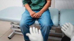 Красногорские врачи спасли половой орган мужчины, который застрял в бутылке