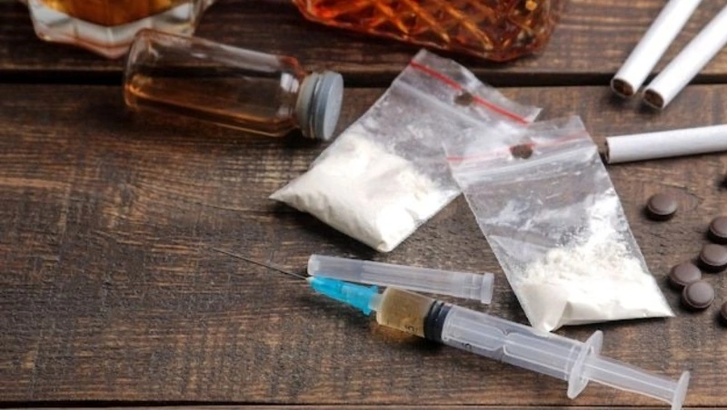 На Сахалине банда похитила человека и накачала наркотиками