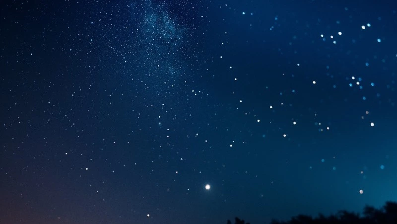 Гороскоп на 1 сентября: Близнецов ждут новые знакомства, Козерогам нужно уделить внимание здоровью