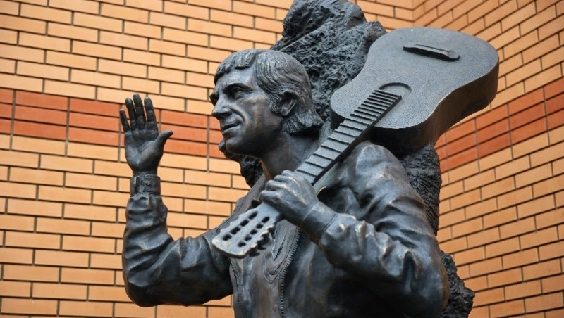 Площадку для памятника Высоцкому предложили выбрать жителям Южно-Сахалинска