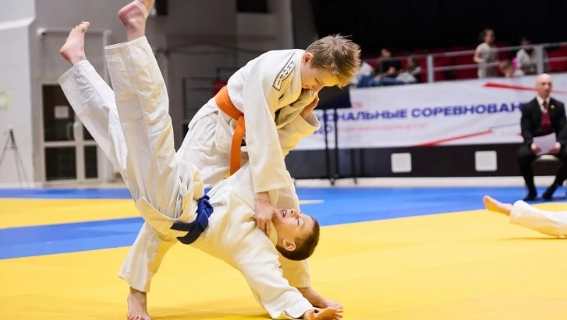 Юные сахалинские дзюдоисты завоевали 44 медали межрегиональных соревнований