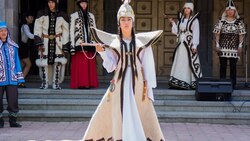 Моделей для показа национальных костюмов ищут в Южно-Сахалинске