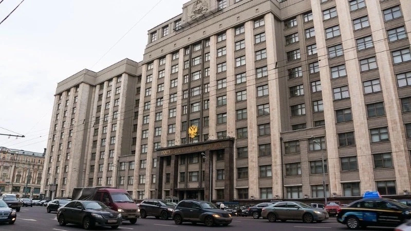 Госдума приняла закон о бесплатном высшем образовании для вдов участников СВО