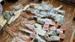 Сотрудник рыбоохраны скрыл браконьерство на 600 тысяч рублей в Долинске
