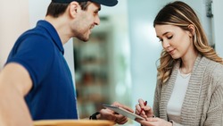 Курьерская доставка ВТБ на Дальнем Востоке: 15 клиентов и 150 км в день